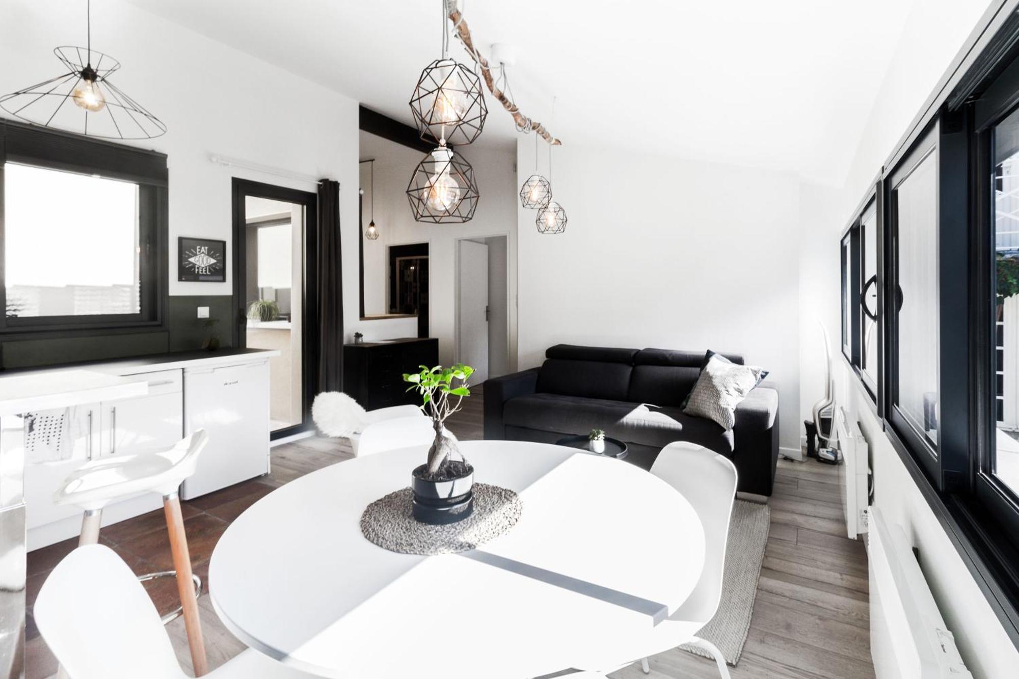 Chaleureux T2 Centre Au Calme Et Patio Appartement